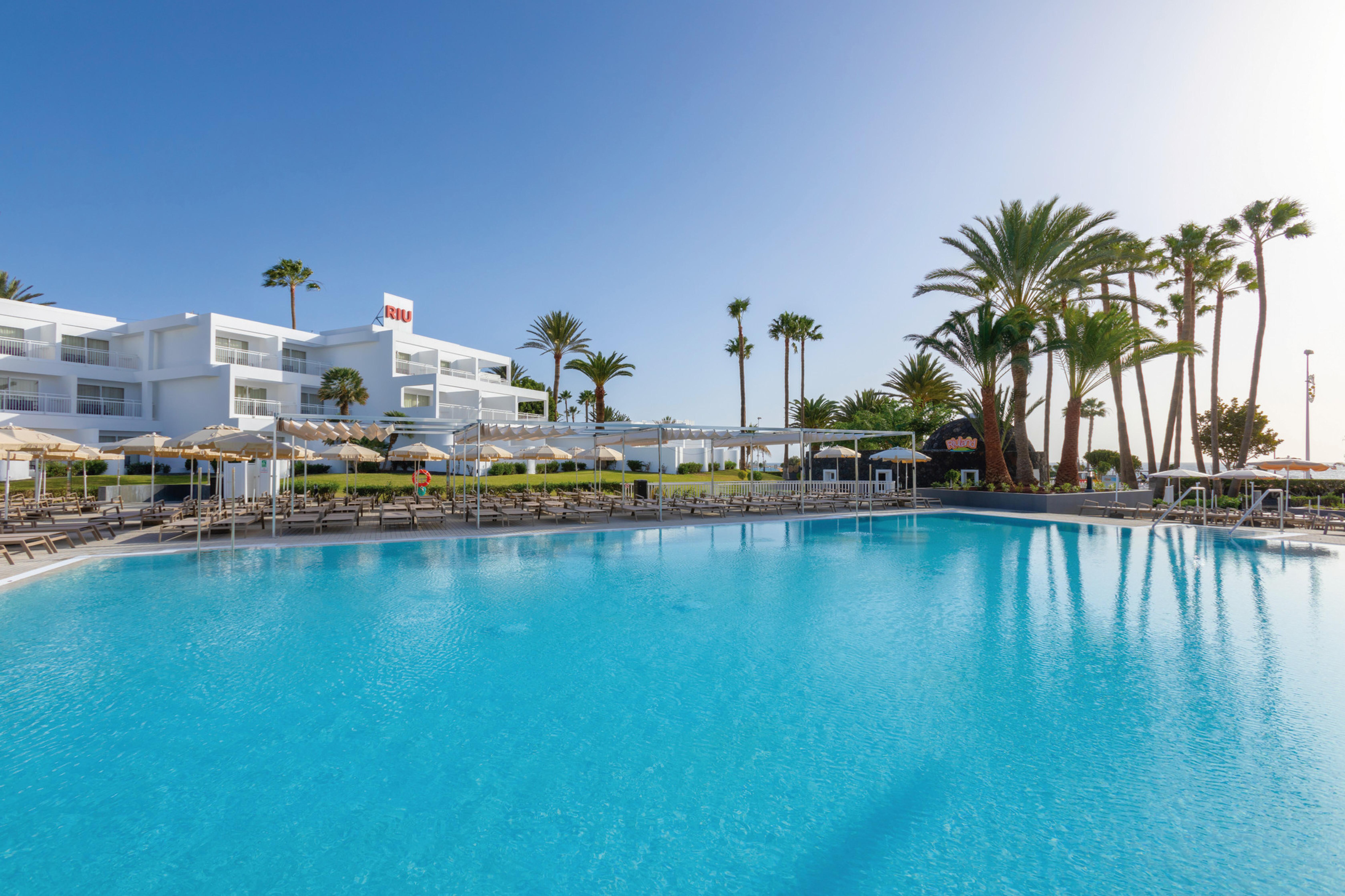 Riu Paraiso Lanzarote Resort Puerto del Carmen  Exteriör bild